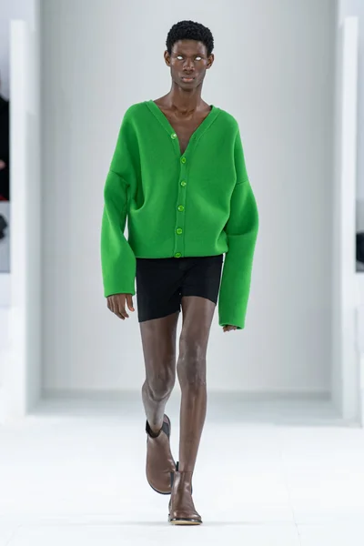 Look 42